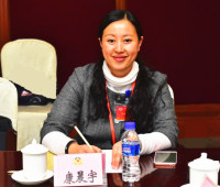 康晨宇 照片