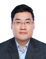 李响 照片