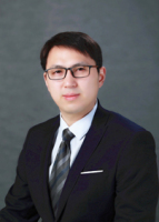 李琳 照片