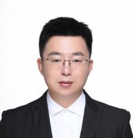 杨明 照片