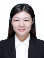 侯春英 照片