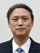 陈江华 照片