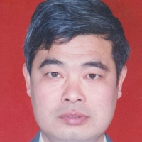 丁凡 照片