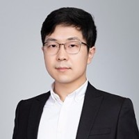 邓天琪 照片