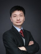 樊臻 照片