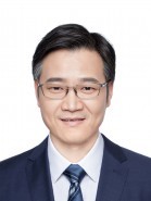 高云君 照片