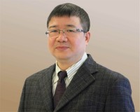 何荣新 照片