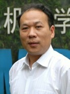 何钦铭 照片