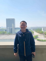朱其东 照片