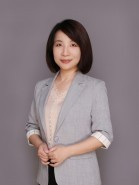 黄萃 照片