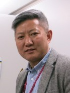 刘伟 照片