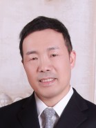 刘旭 照片