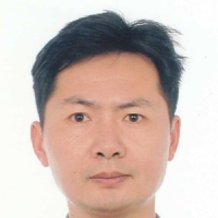 刘昊 照片