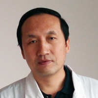 李新德 照片