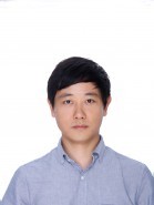 屈万园 照片