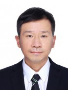 曲绍兴 照片