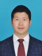 万安平 照片