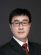 吴浩 照片