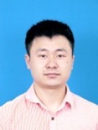 余根雄 照片