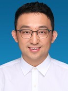 尹建伟 照片
