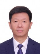 应晶 照片