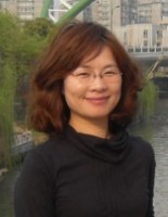 杨明英 照片