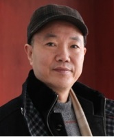 杨立荣 照片