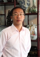 张保春 照片