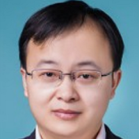 杨启炜 照片