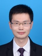 张哲任 照片