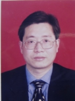 章前明 照片