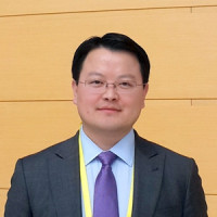 周民 照片