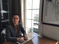 岑杰 照片