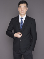 万鹏 照片
