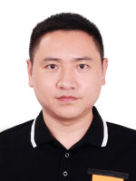 熊德林 照片