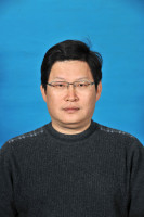 于平 照片