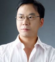 侯广亚 照片