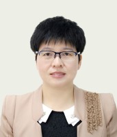 李芳 照片