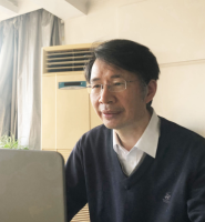 施建青 照片
