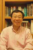 王安忠 照片