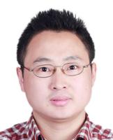 章华伟 照片