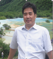 郑遗凡 照片