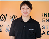 陈玲江 照片
