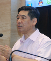 冯胜利 照片