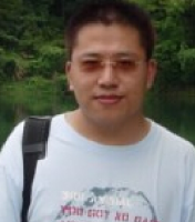 李鑫 照片