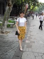 李颖 照片