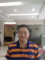 楼易 照片