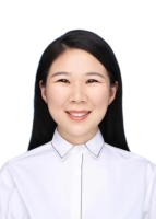 李琳 照片