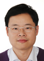 吴震宇 照片