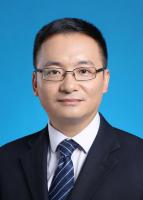 黄华宏 照片
